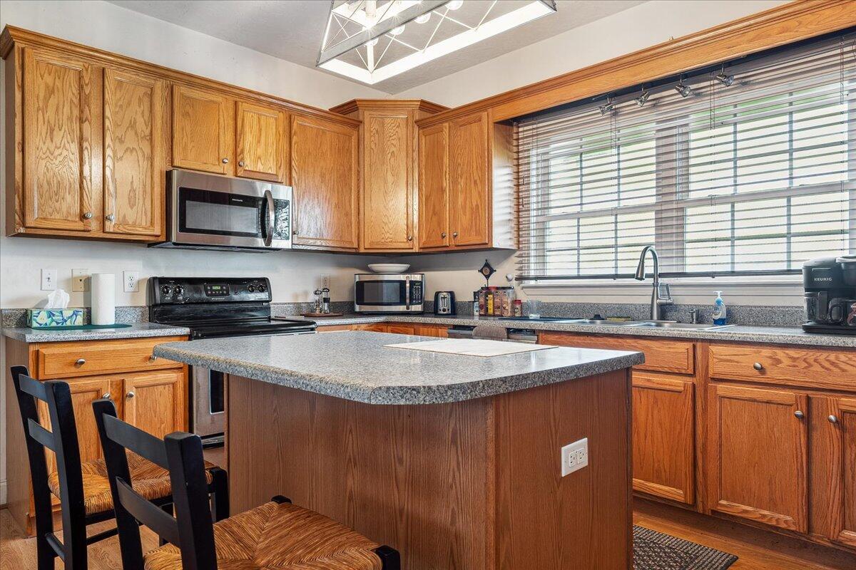 1064 Savanna Hills Dr, Moneta, Virginia image 24