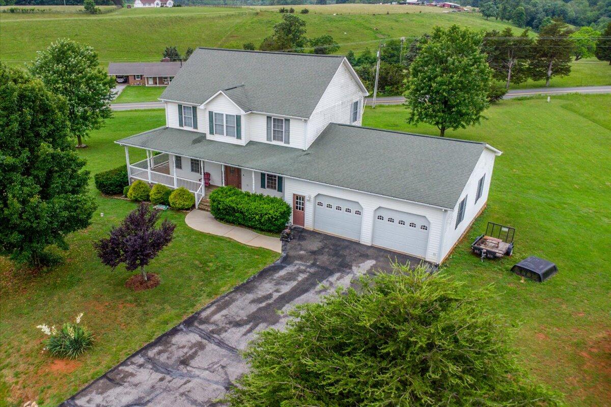 1064 Savanna Hills Dr, Moneta, Virginia image 4