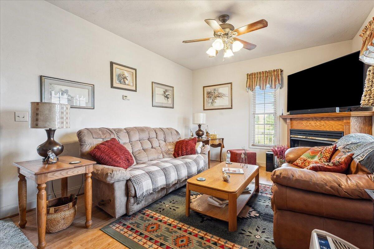 1064 Savanna Hills Dr, Moneta, Virginia image 19
