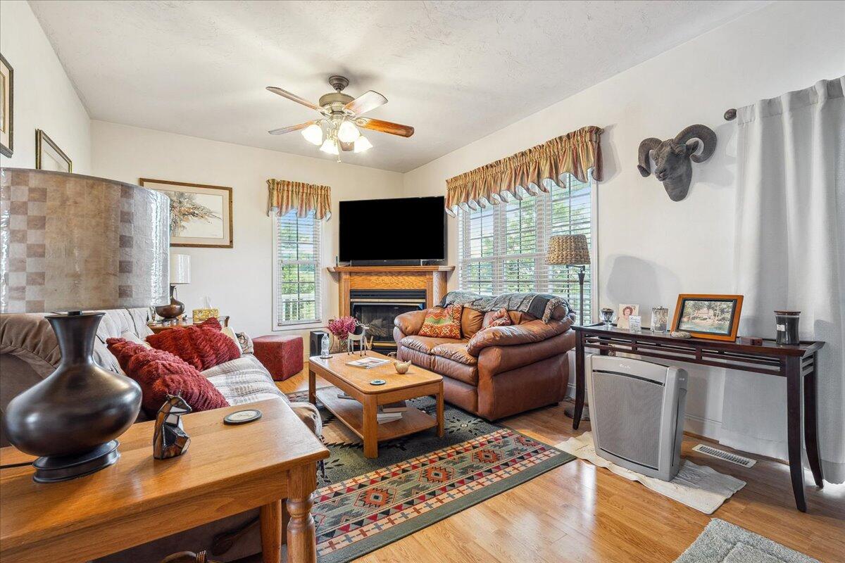 1064 Savanna Hills Dr, Moneta, Virginia image 18