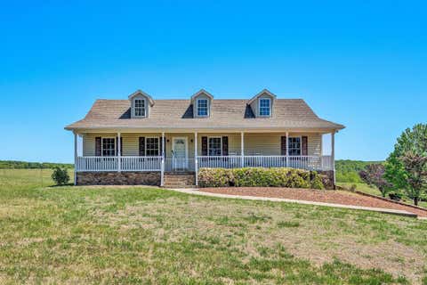 Homes For Sale - 2210 Isle Of Pines Dr<br/> Bedford County, Moneta, VA 24121