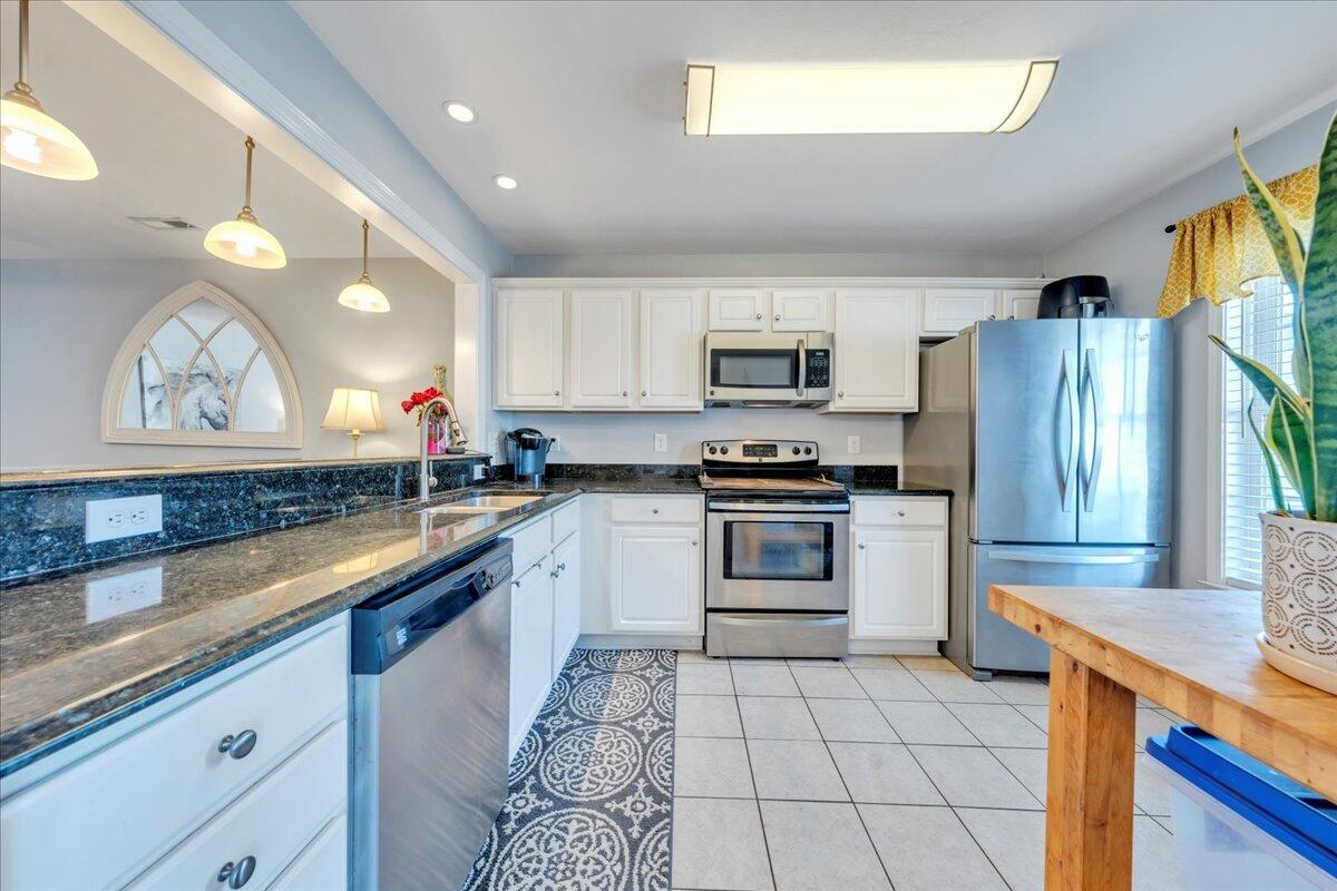 6711 Village Green Dr, Roanoke, Virginia image 9