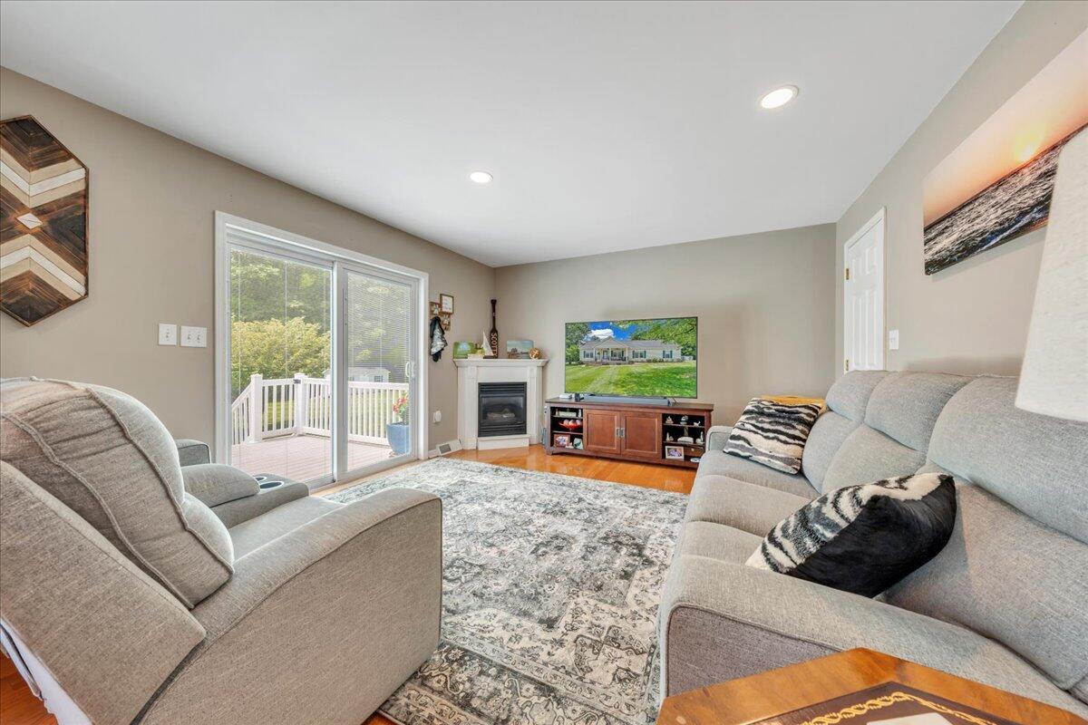 414 Mallard Cove Rd, Moneta, Virginia image 21