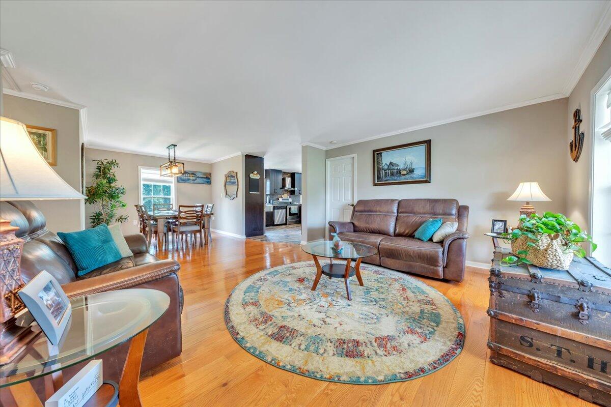 414 Mallard Cove Rd, Moneta, Virginia image 7