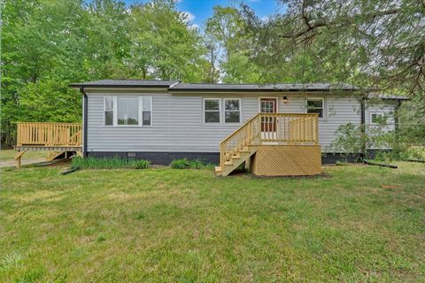 Homes For Sale - 24 Robin Ridge Rd<br/> Rocky Mount, VA 24151