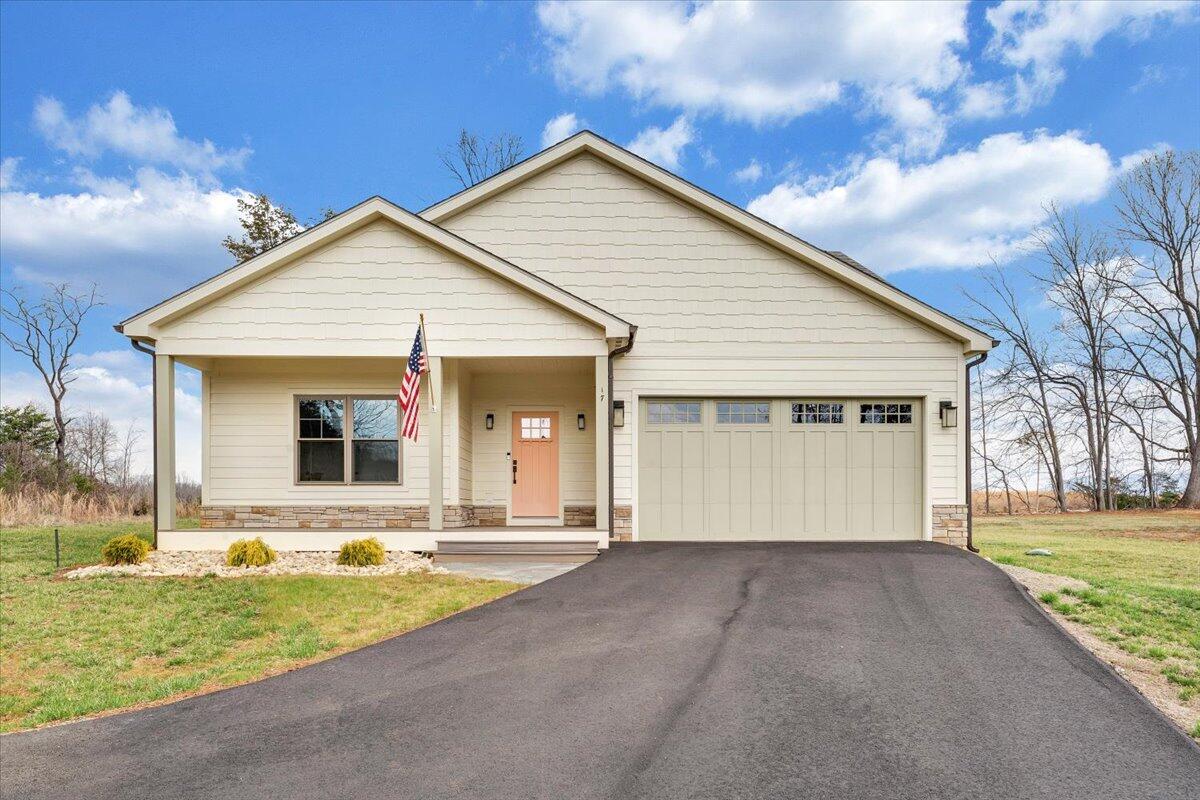 17 Alpine Dr, Union Hall, Virginia image 2
