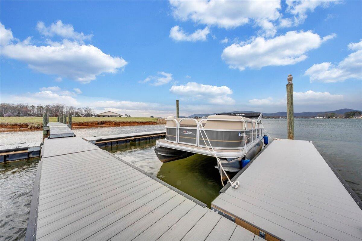 17 Alpine Dr, Union Hall, Virginia image 4