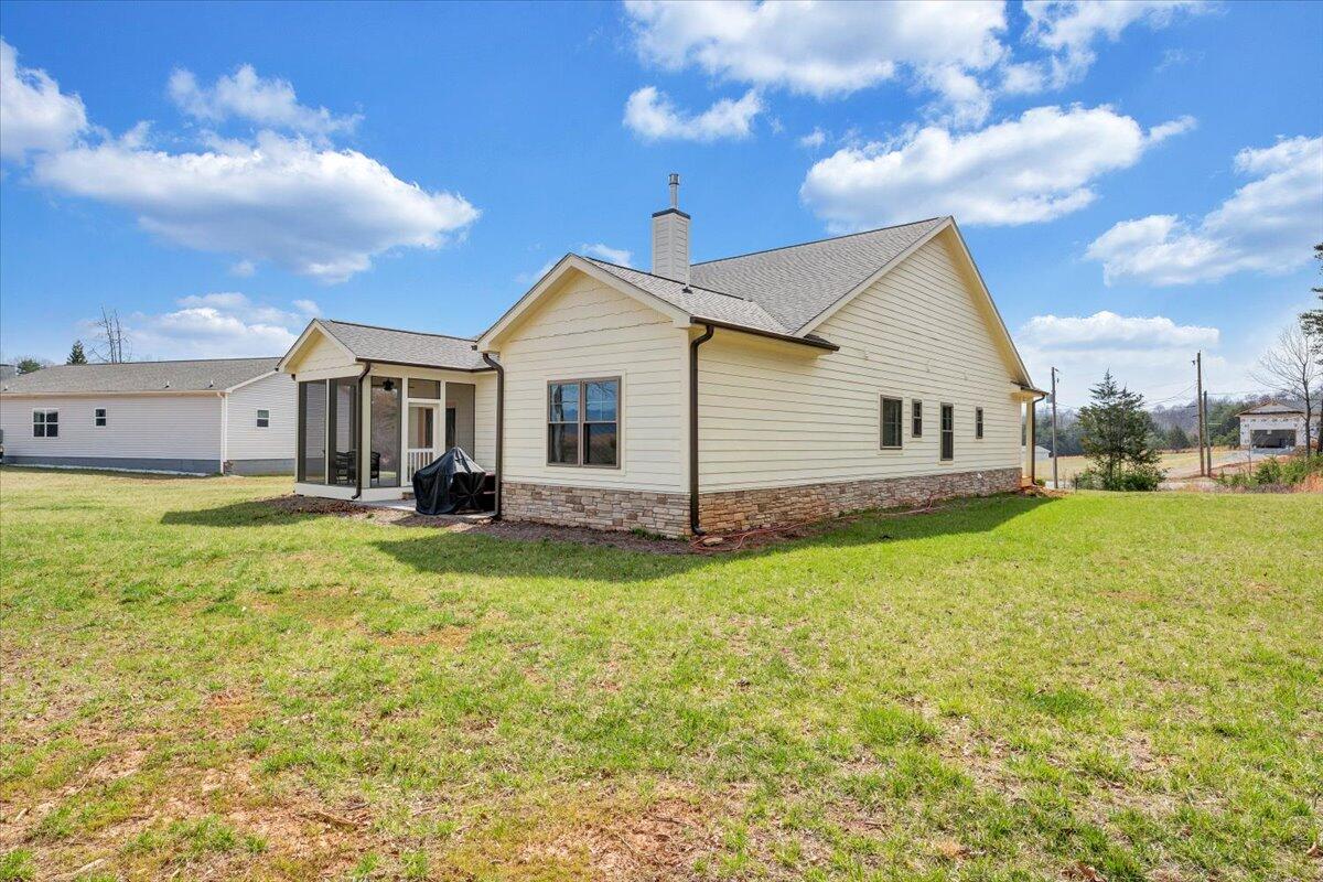 17 Alpine Dr, Union Hall, Virginia image 5