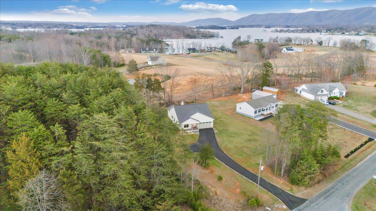 17 Alpine Dr, Union Hall, Virginia image 2