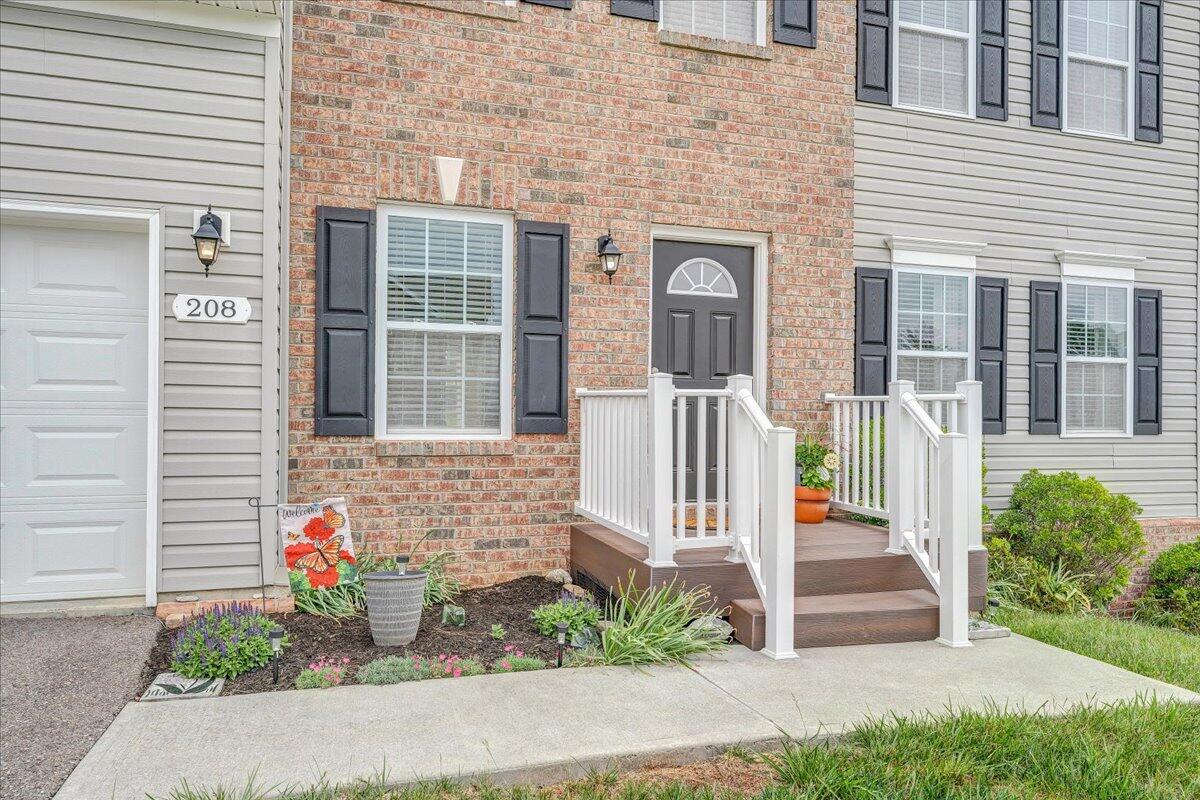 208 Edgemere Dr, Salem, Virginia image 4