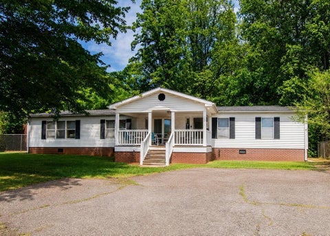 Homes For Sale - 2598 Daniels Creek Rd<br/> Henry County, Collinsville, VA 24078