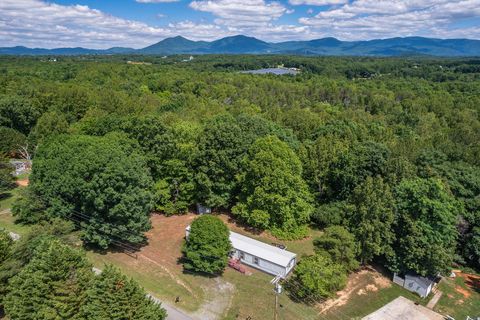 Homes For Sale - 1742 Shiloh Church Rd<br/> Bedford, VA 24523