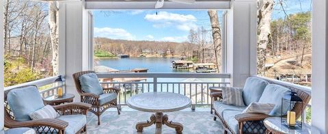 Homes For Sale - 150 Waterwood Dr<br/> Moneta, VA 24121