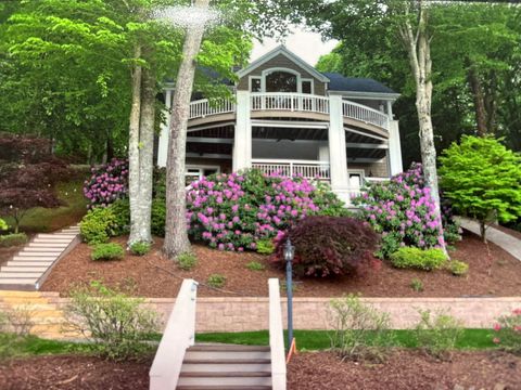 Homes For Sale - 150 Waterwood Dr<br/> Moneta, VA 24121