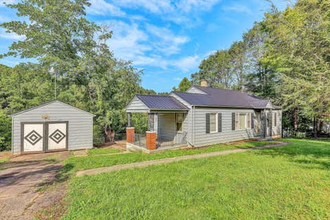 Homes For Sale - 2735 Fork Mountain Rd Rd<br/> Bassett, VA 24055