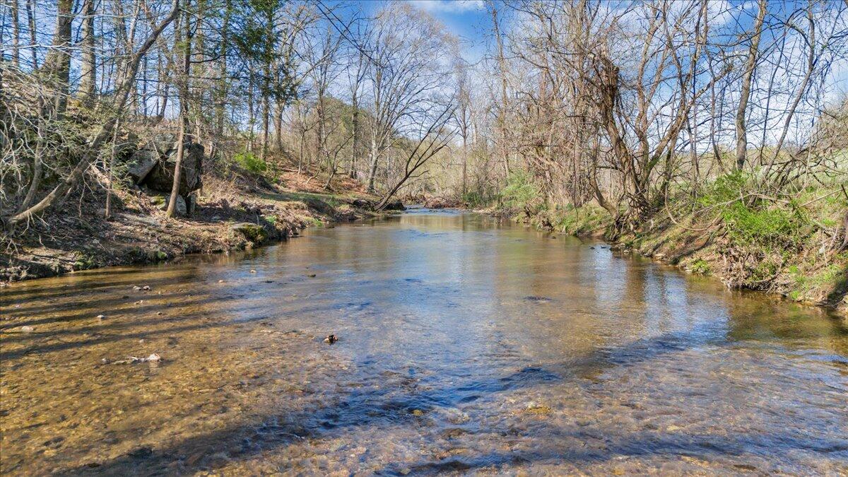 Timber Bridge Rd, Roanoke, Virginia image 9