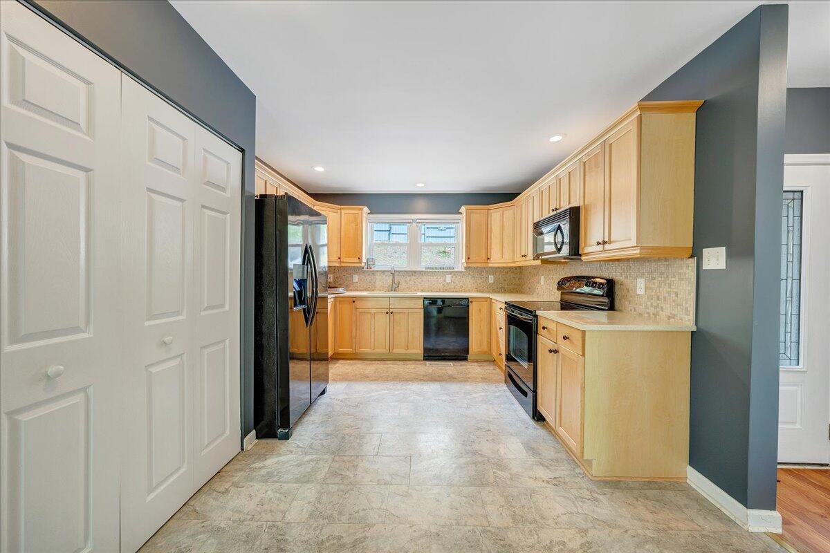 101 Cedar Bluff Ln, Hardy, Virginia image 5
