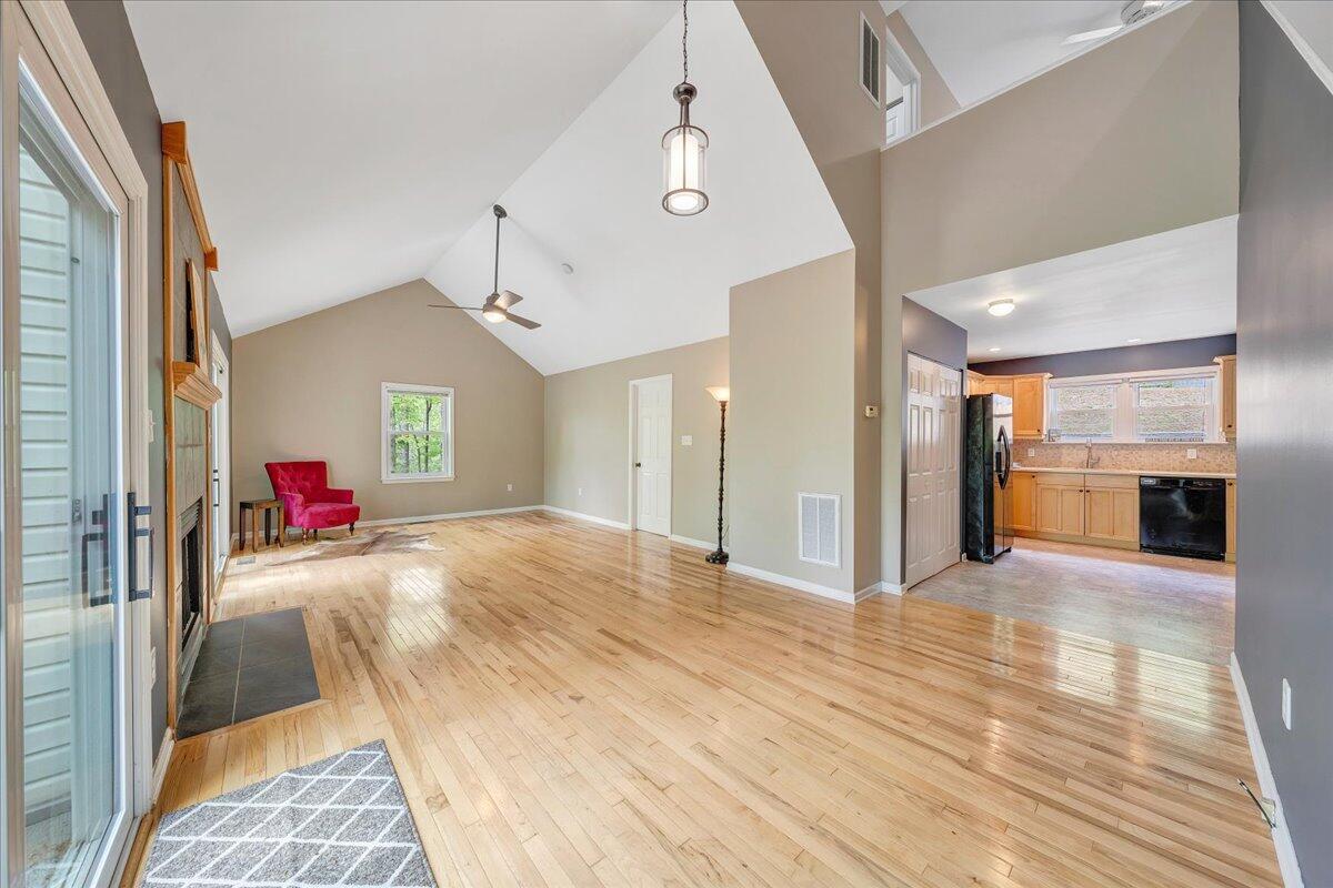 101 Cedar Bluff Ln, Hardy, Virginia image 12