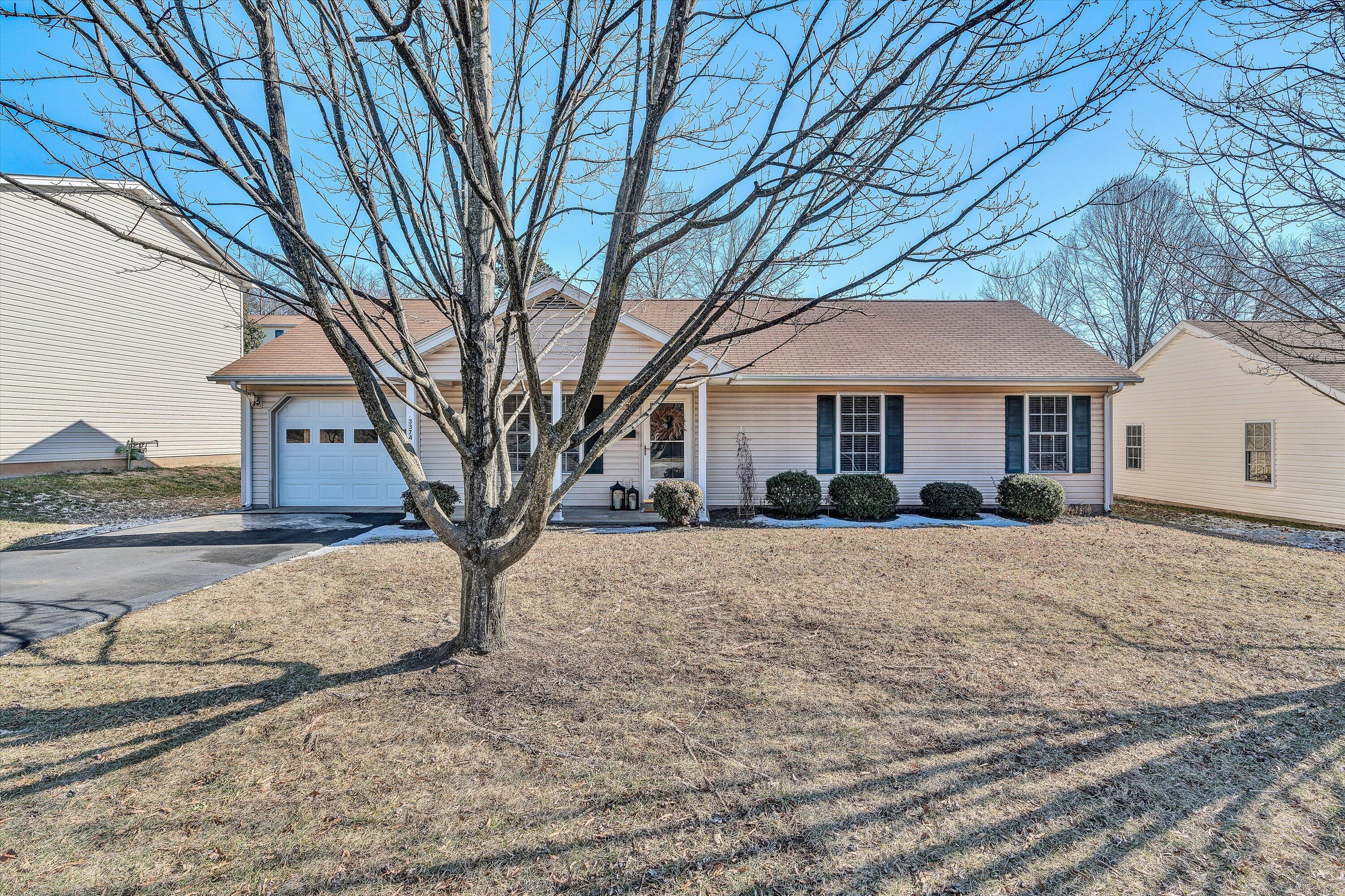 3374 Village Ct, Roanoke, Virginia image 3