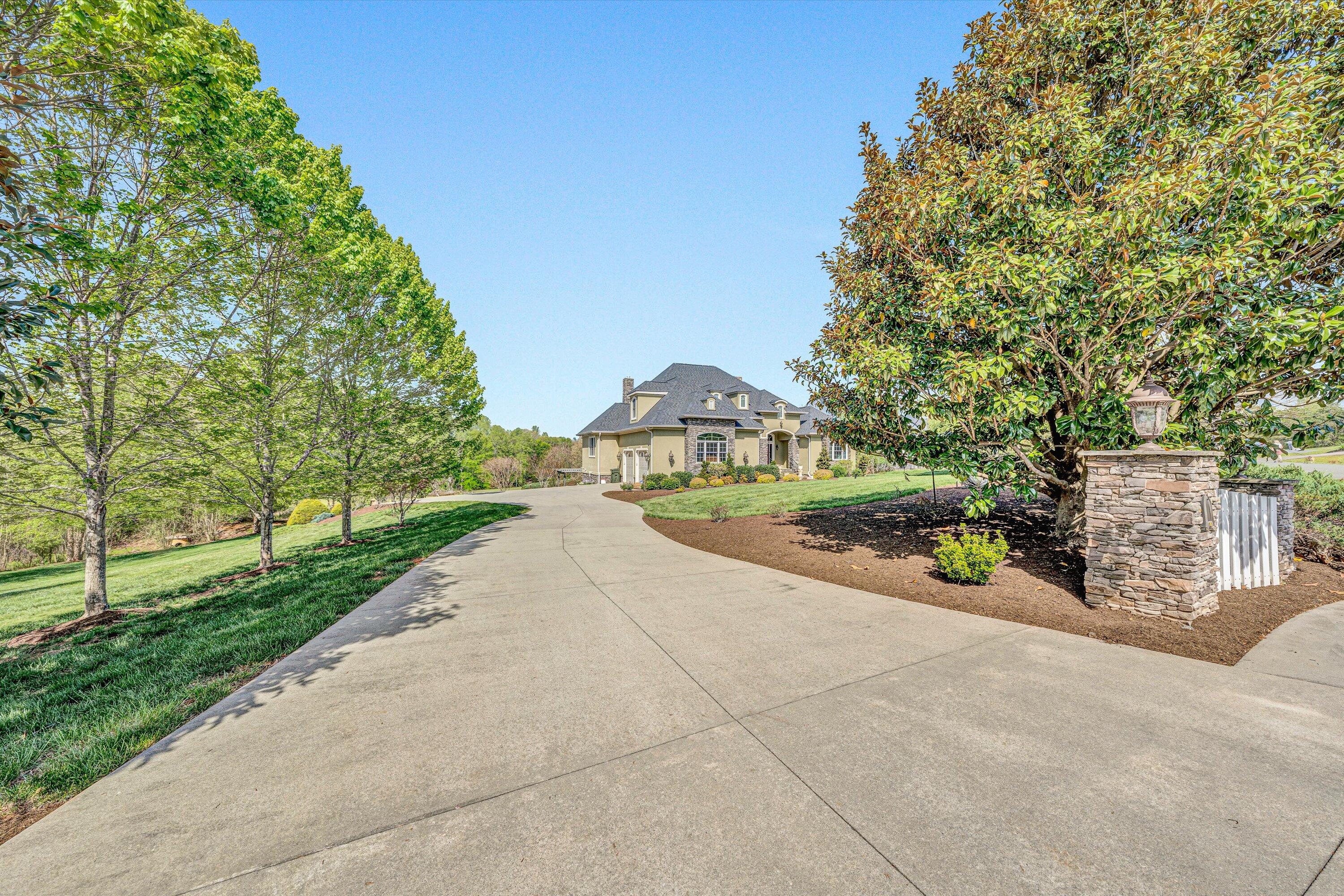 135 Bentgrass Dr, Hardy, Virginia image 7