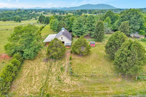 Vacant Land For Sale - 2932 Dickerson Mill Rd<br/> Bedford, VA 24523