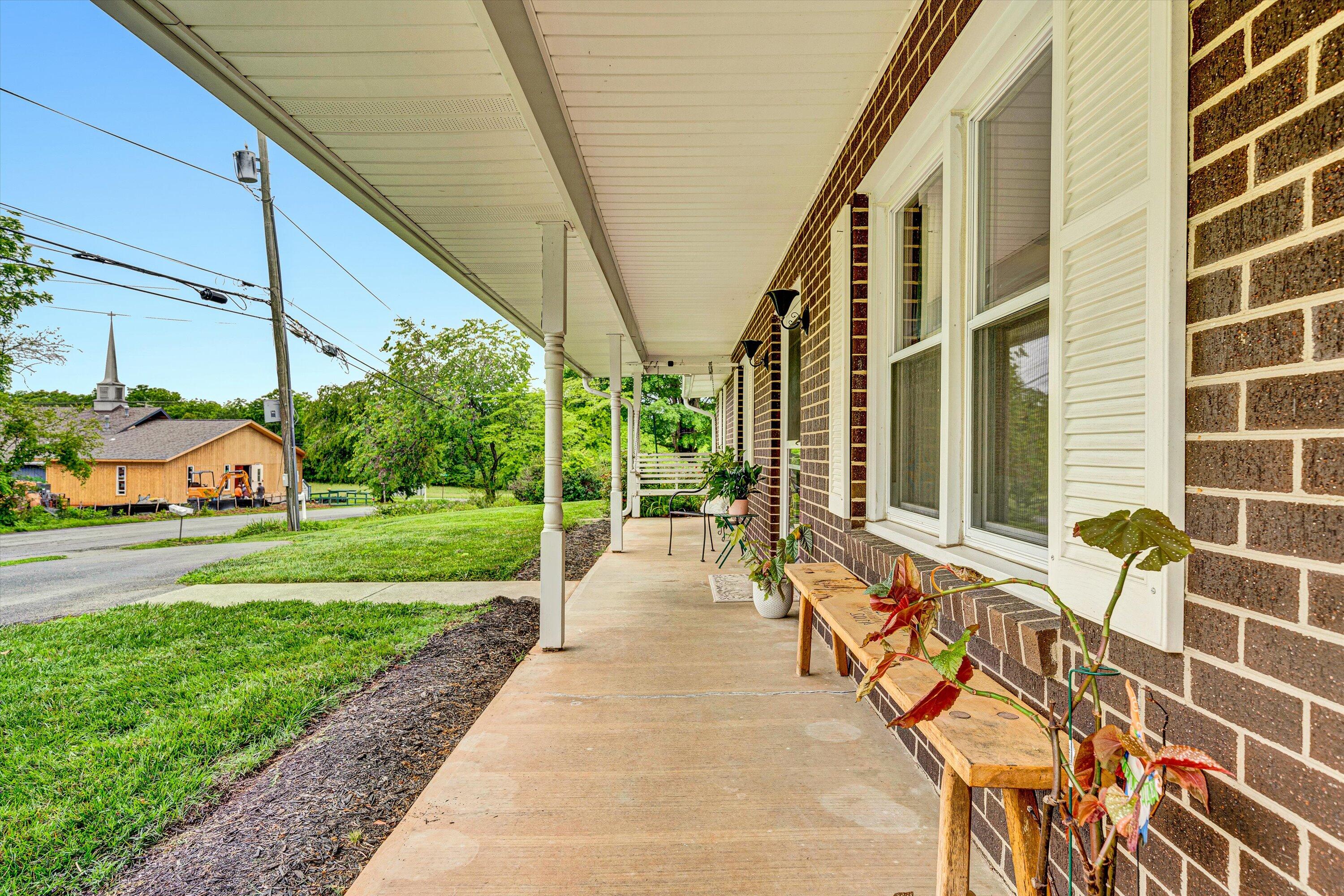 3643 Larson Ln, Roanoke, Virginia image 4