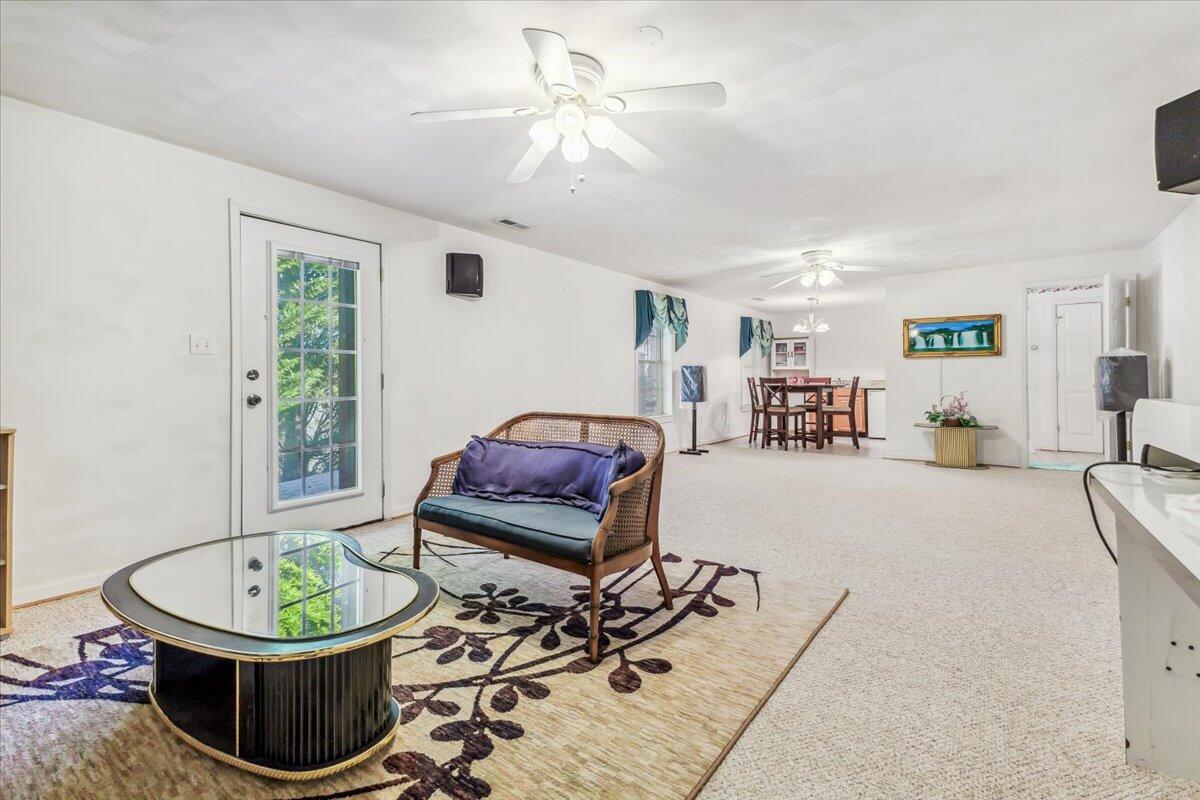 4816 Hickory Hill Dr, Roanoke, Virginia image 35