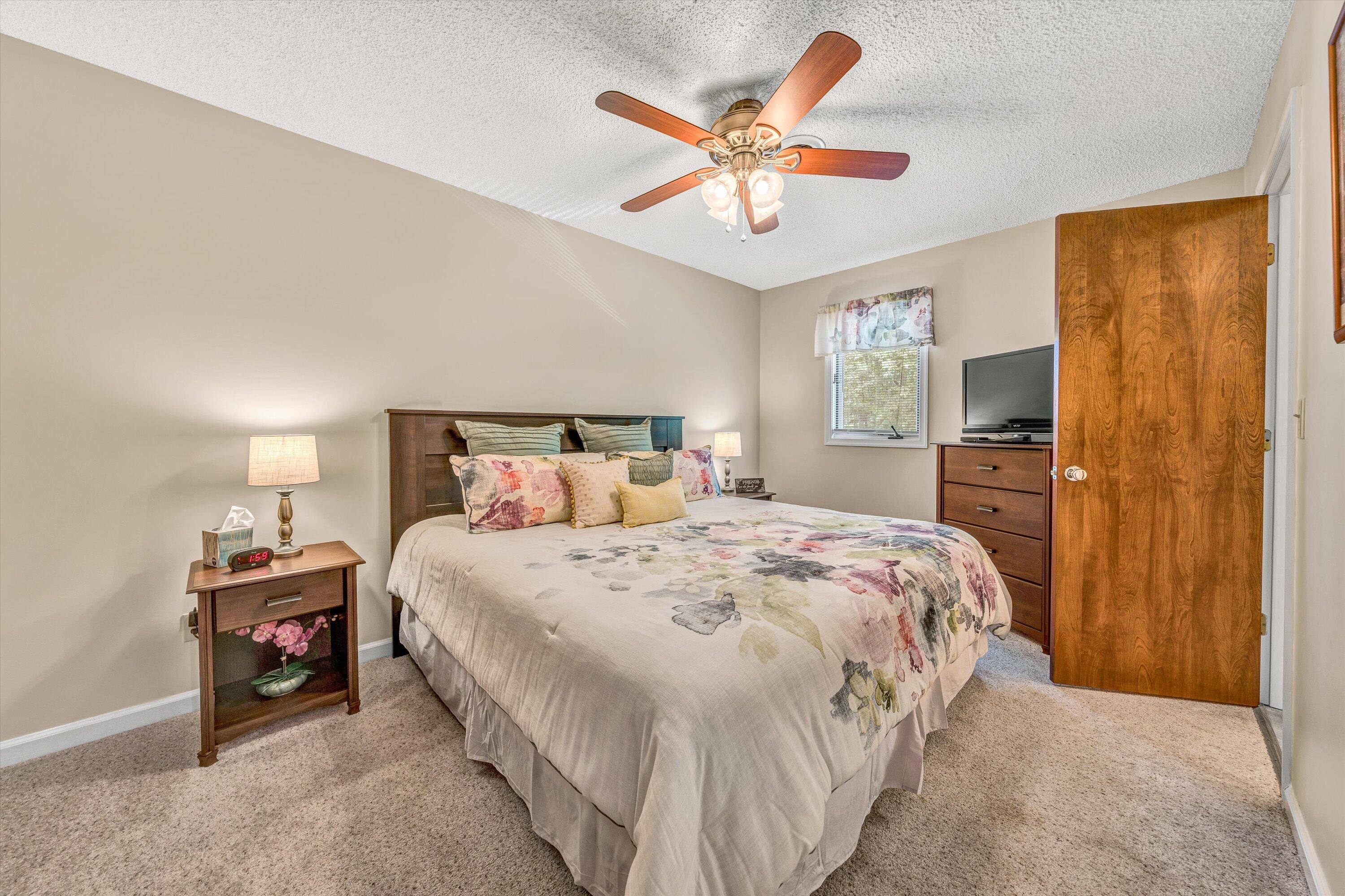 213 Saunders Point Rd #UNIT 11, Huddleston, Ohio image 36
