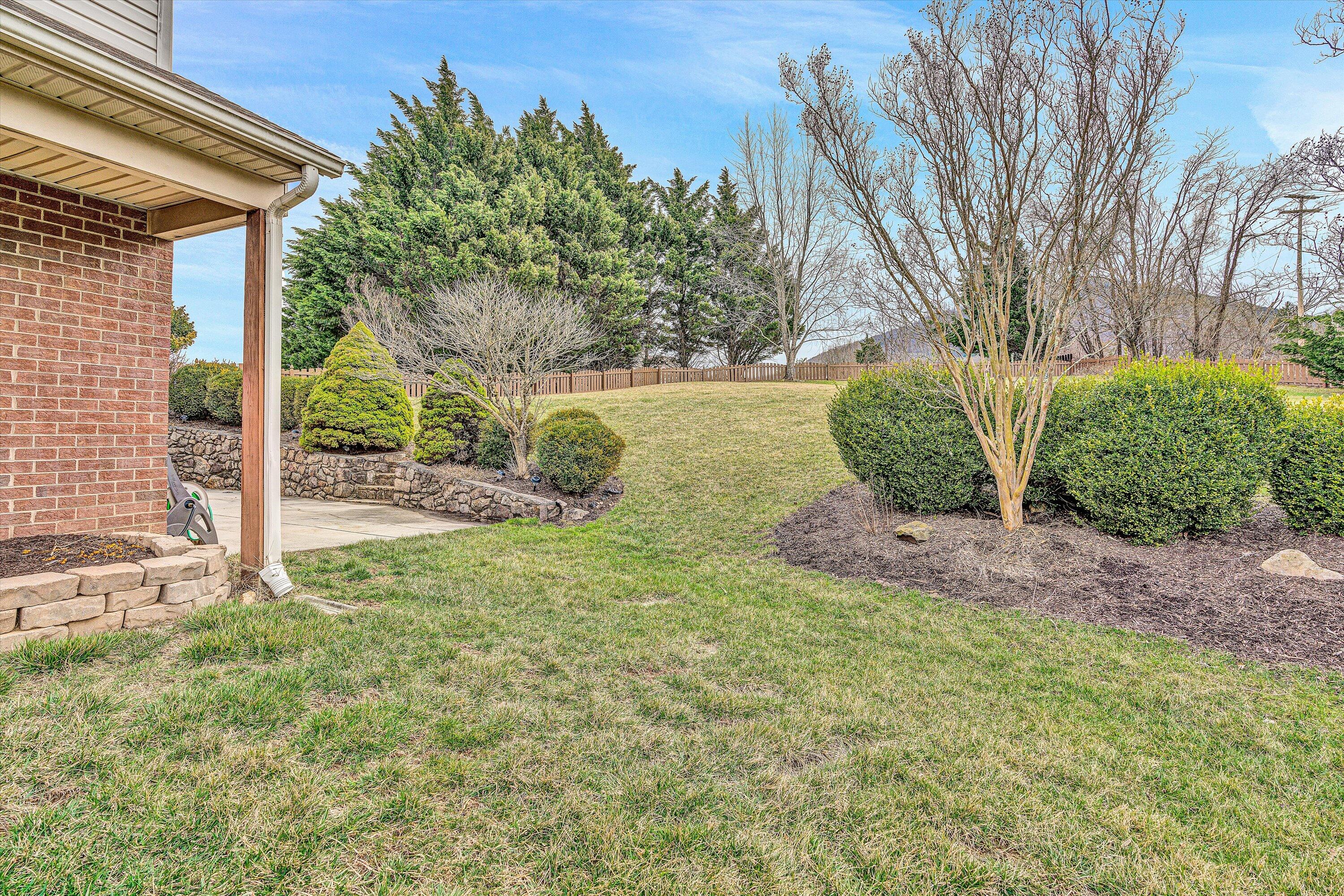 5917 Monet Dr, Roanoke, Virginia image 38