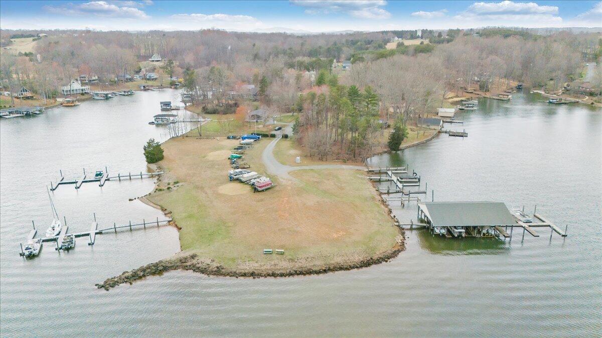 425 Belle Isle Dr, Union Hall, Virginia image 2