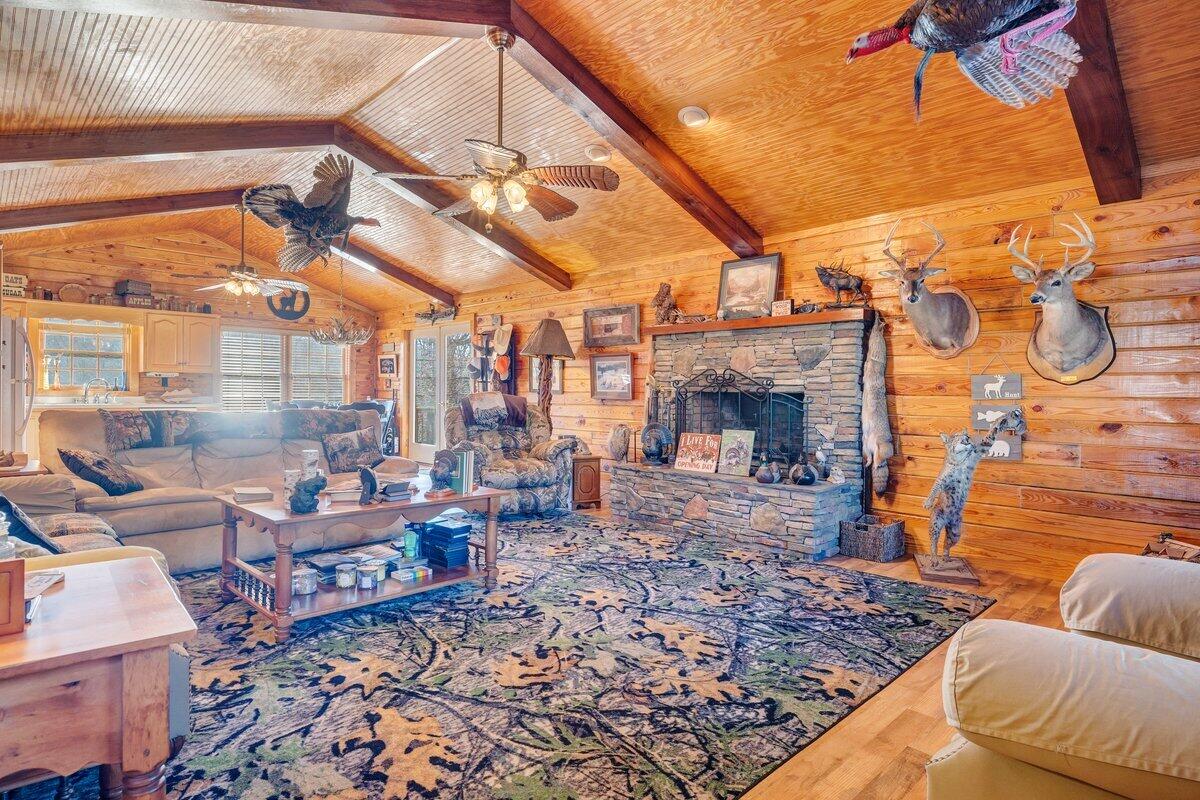 1644 Long Branch Hill Rd, Ferrum, Virginia image 7