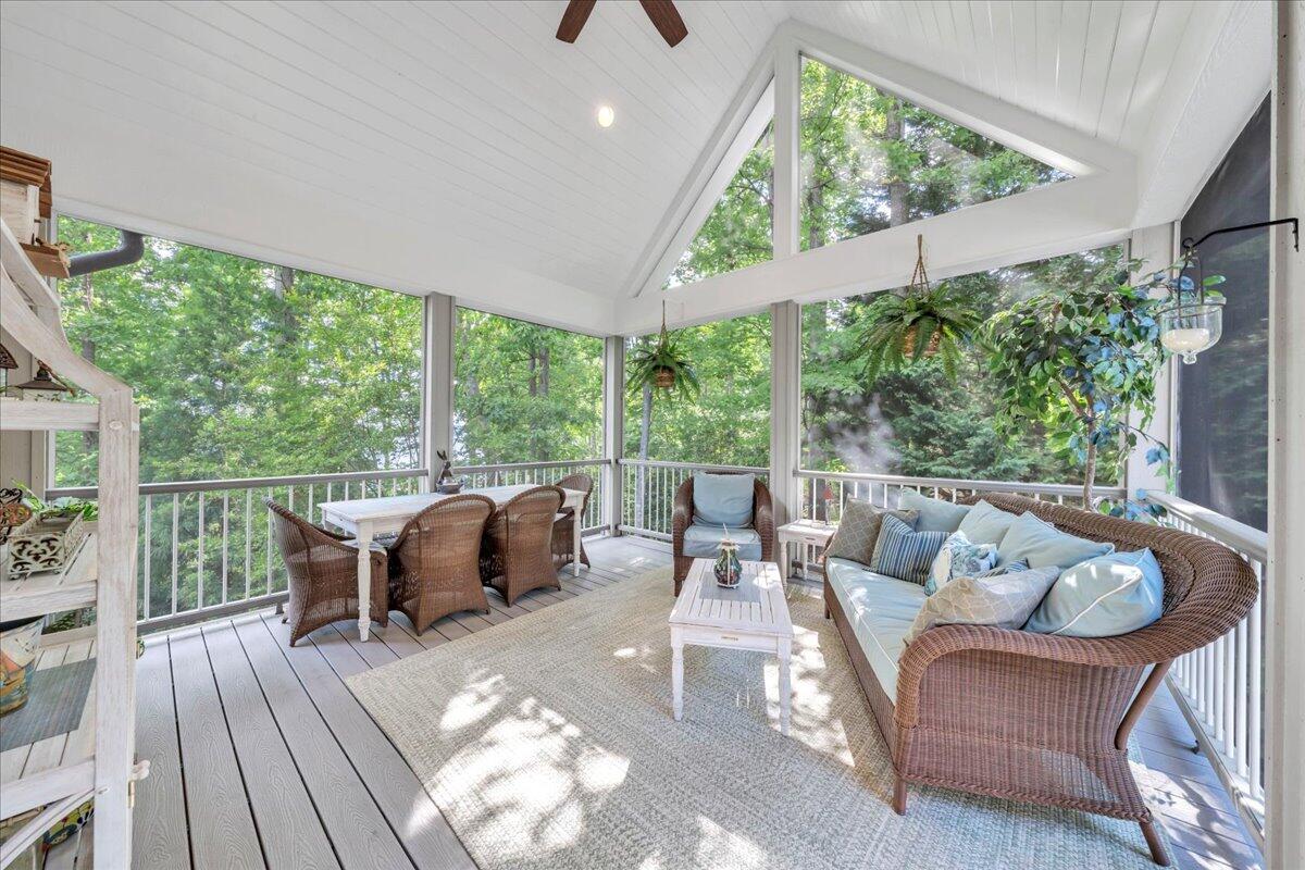 549 Island Pointe Ln, Moneta, Virginia image 35
