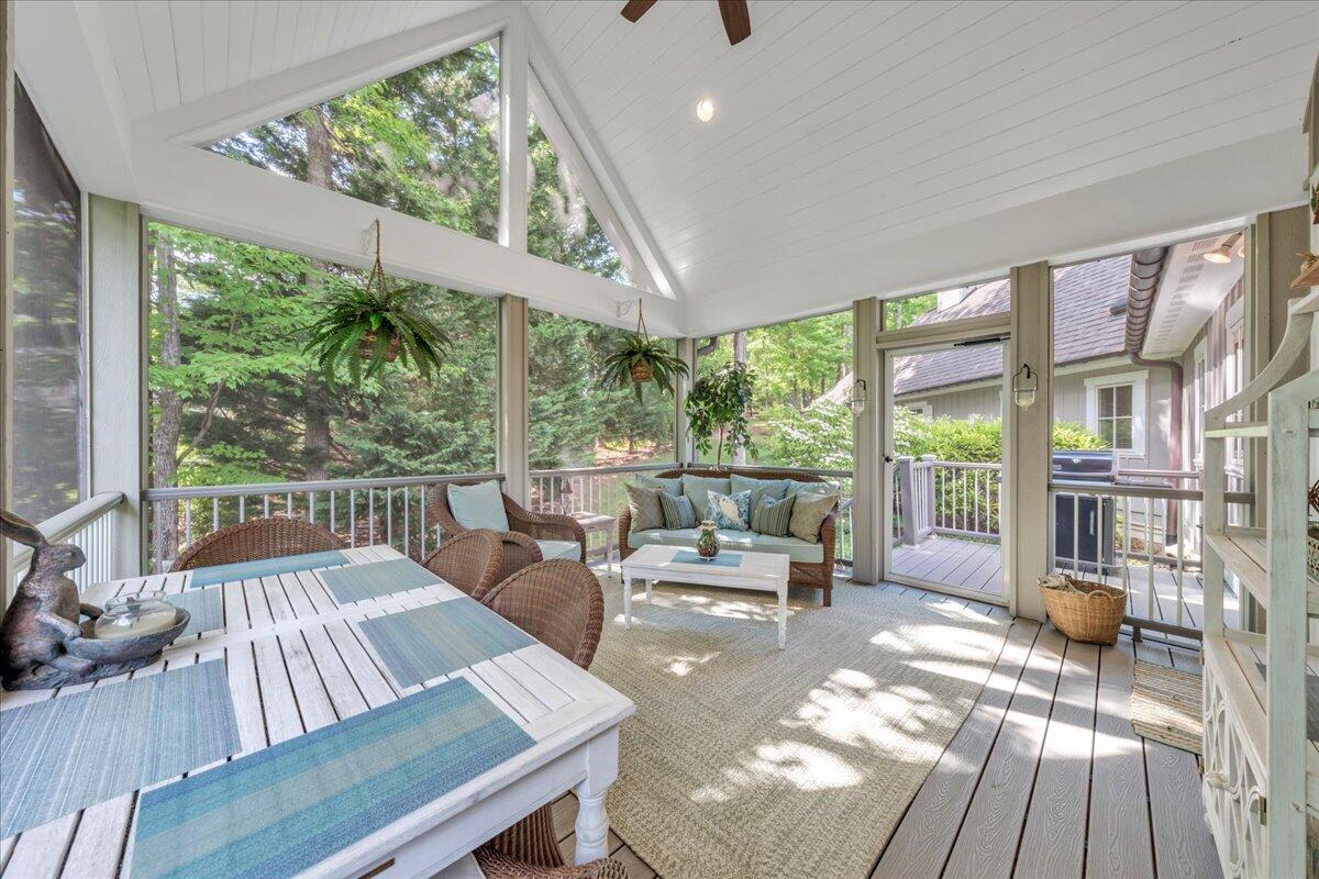 549 Island Pointe Ln, Moneta, Virginia image 36