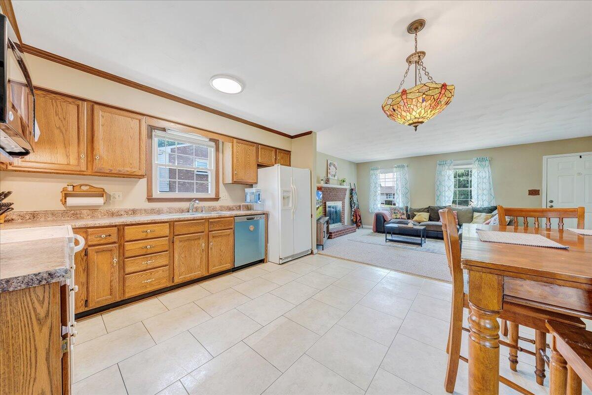 7073 Northway Dr, Roanoke, Virginia image 12