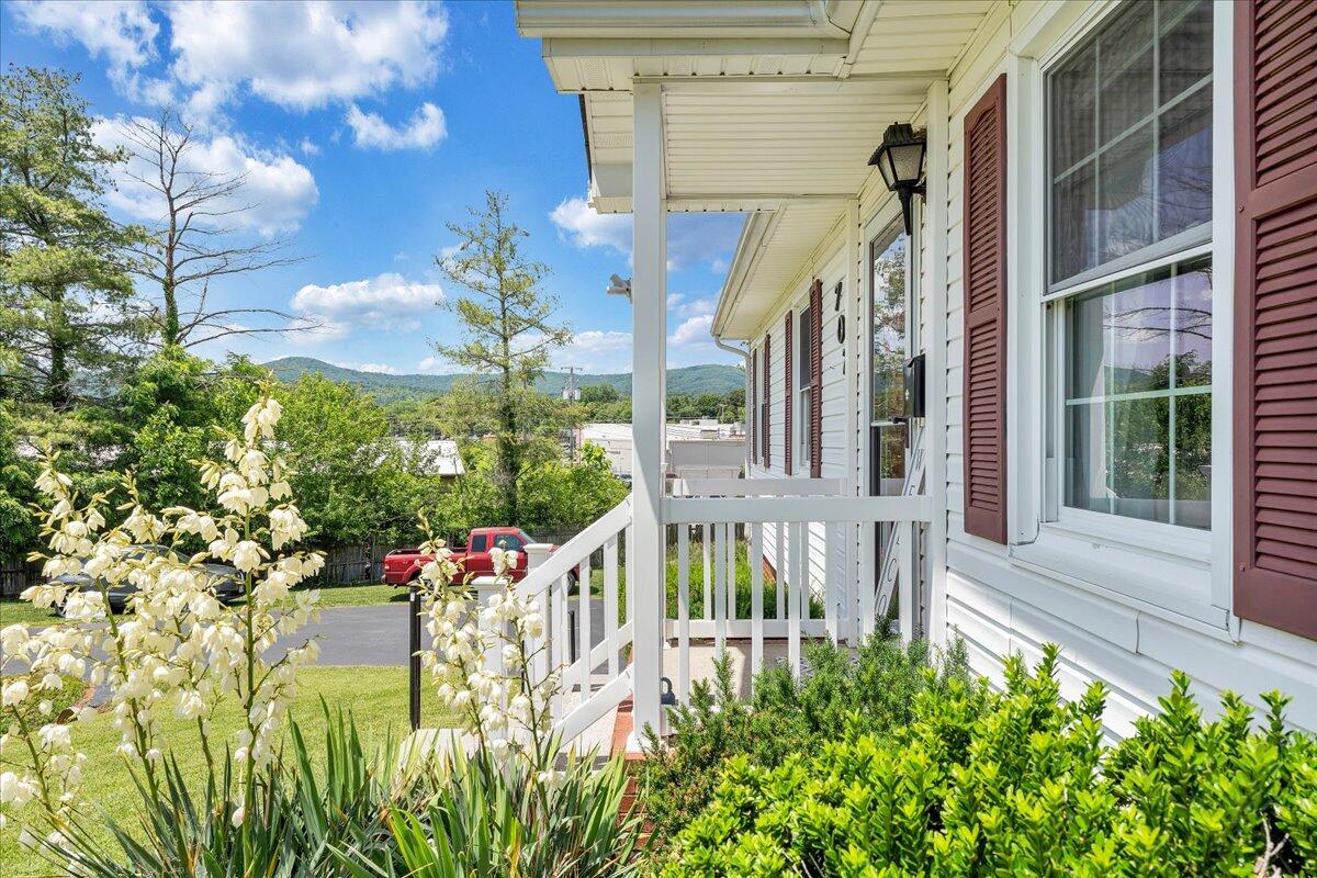 7073 Northway Dr, Roanoke, Virginia image 2