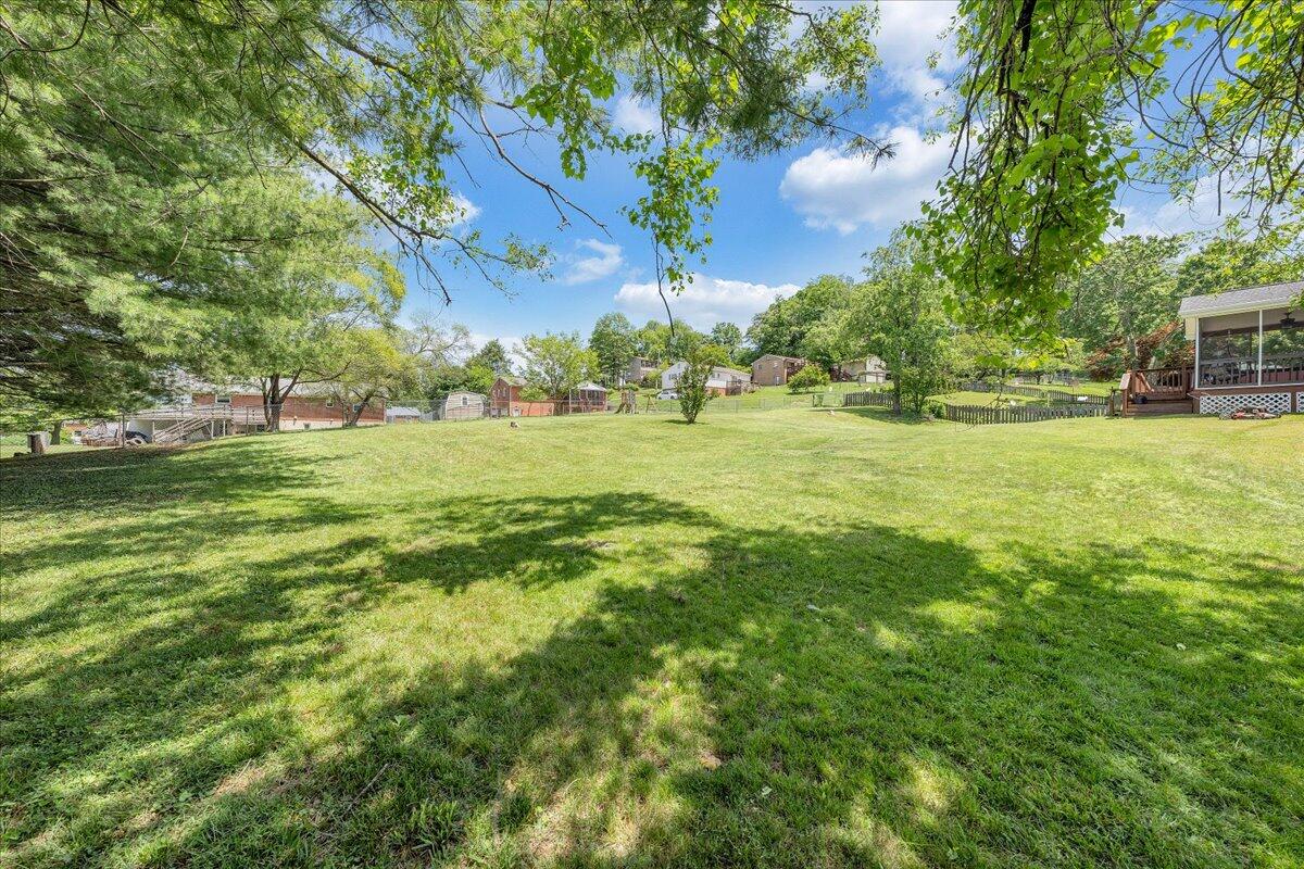 7073 Northway Dr, Roanoke, Virginia image 31