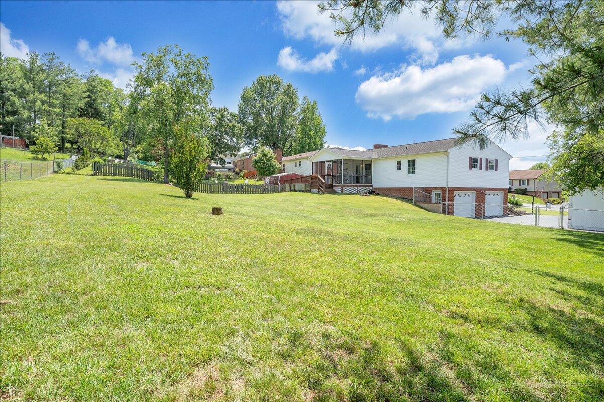 7073 Northway Dr, Roanoke, Virginia image 35