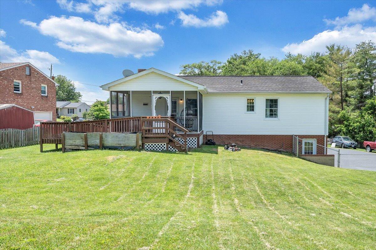 7073 Northway Dr, Roanoke, Virginia image 34