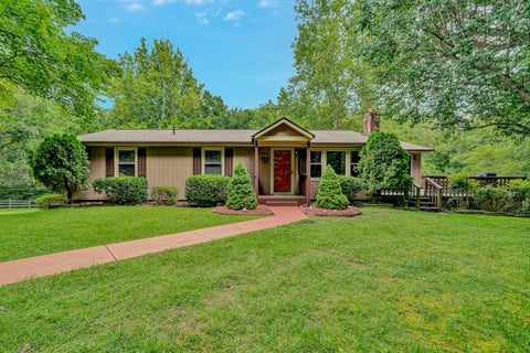 Homes For Sale - 1005 Questor St<br/> Roanoke County, Vinton, VA 24179