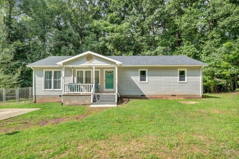 Homes For Sale - 4562 Airport Rd<br/> Bassett, VA 24055