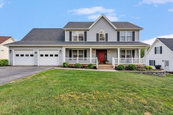 153 LAUREL RIDGE DR, ROANOKE, VA 24019 - Image 093e83bff5da16b3f2b3d253e55b302f/641828462