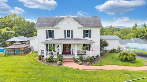 Photo of 1150 Drewrys Hill RD, Vinton, VA 24179 (MLS # 930256)