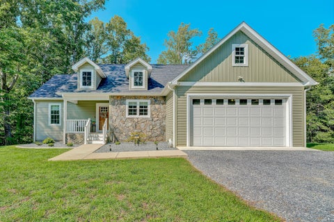Homes For Sale - 109 Ridgeway Ct<br/> Bedford County County, Moneta, VA 24121