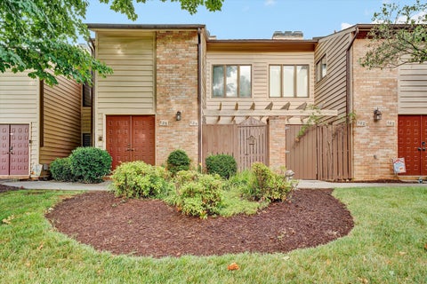 Condo For Sale - 124 Windward Dr<br/> Roanoke County County, Roanoke, VA 24015