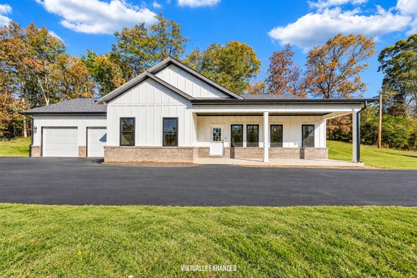 3840 FOX HOLLOW RD, ELLISTON, VA 24087 - Image 1970bf4e5e3d15e8bf99f8cf5a8bae90/83834195