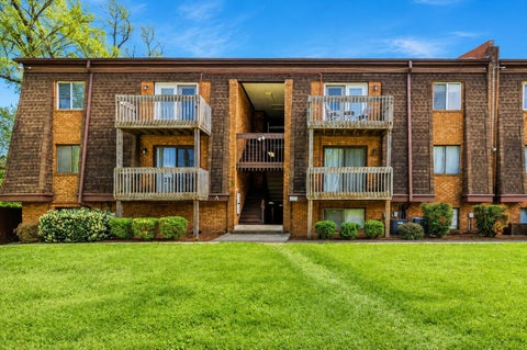 Condo For Sale - 2840 Colonial Ave #A14<br/> Roanoke, VA 24015