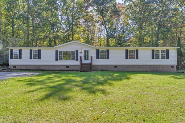 3050 CHASE CT, SALEM, VA 24153 - Image 1d702fa2ab6eded048d2064ed4a4a367/3285846621