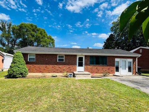 Homes For Sale - 121 Tampa Dr<br/> Roanoke, VA 24019