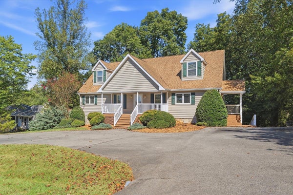 310 INDIAN POINTE DR, HARDY, VA 24101 - Image 25cbbb7cc13f853c7a0f259dcffd7efe/3233146232