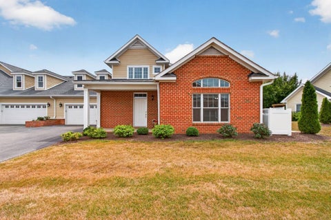 Townhouse For Sale - 65 Professional Dr<br/> Hardy, VA 24101